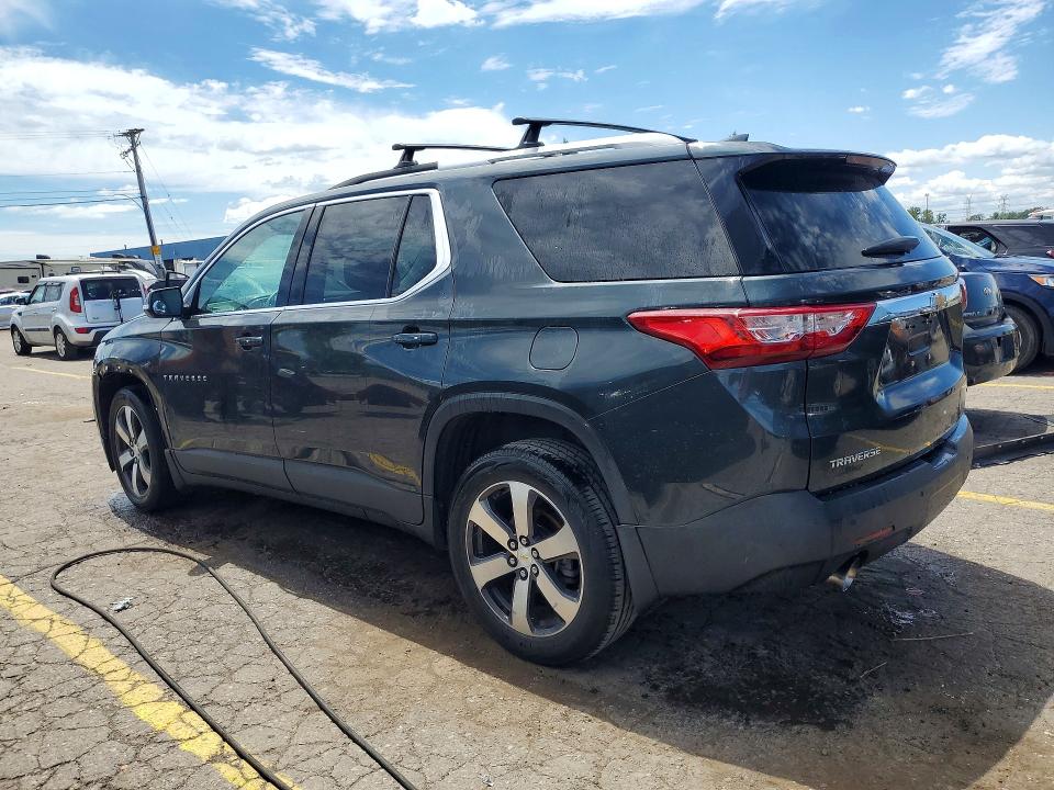 Photo 2 from auction – 2018 CHEVROLET TRAVERSE with VIN 1GNERHKW5JJ134646