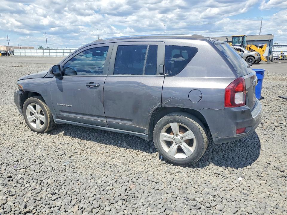 Photo 2 from auction – 2015 JEEP COMPASS with VIN 1C4NJCEA6FD185954