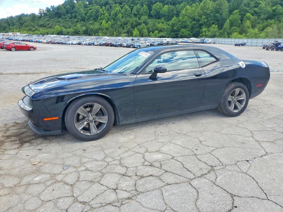 DODGE CHALLENGER 2016 with VIN 2C3CDZAG8GH176693 - Photo from auction