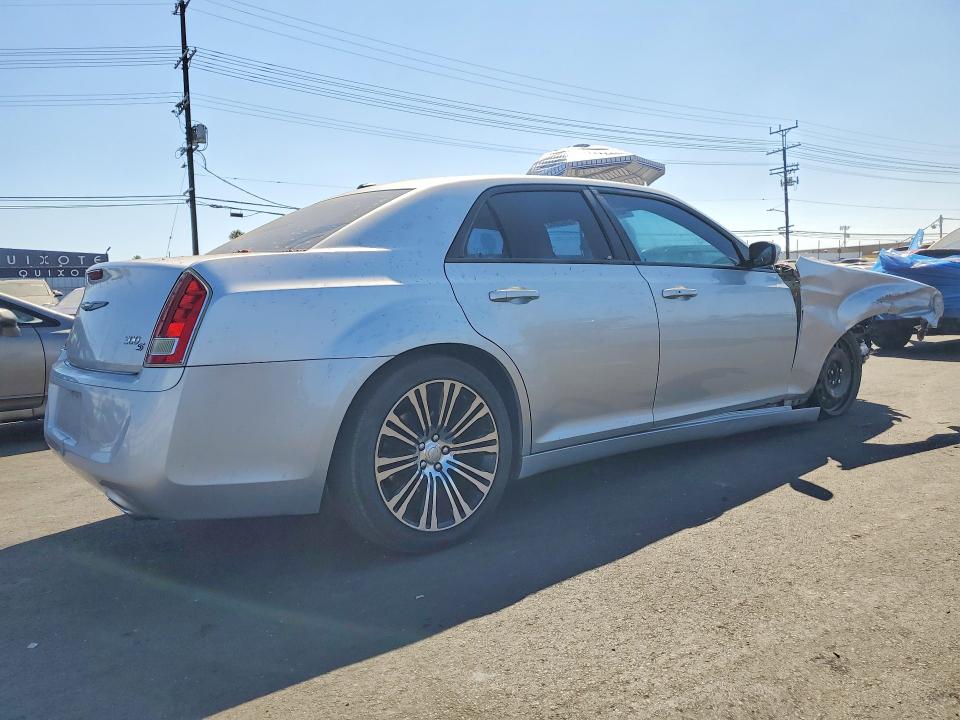 Photo 3 from auction – 2012 CHRYSLER 300 with VIN 2C3CCABG5CH312551
