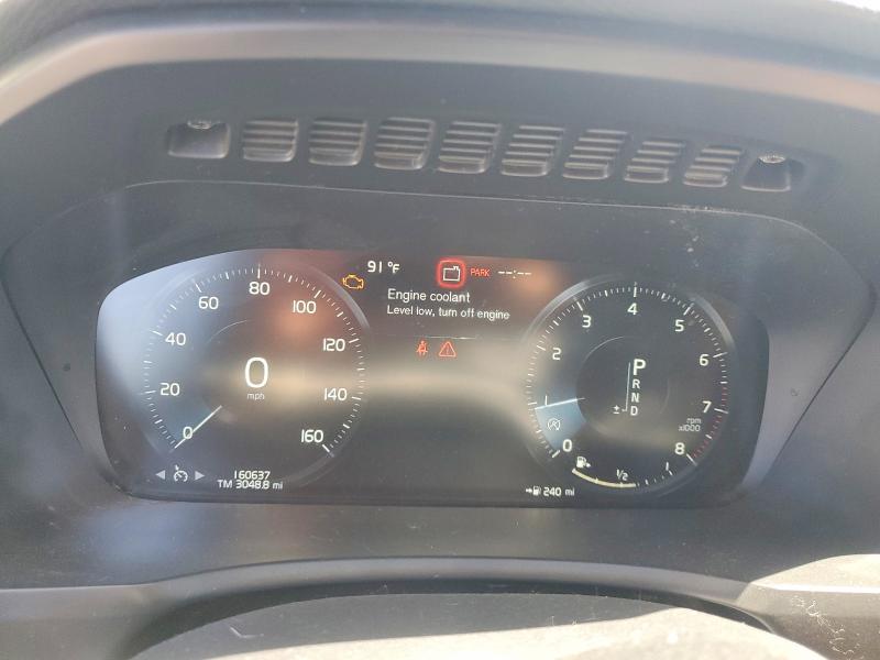 Photo 9 from auction – 2016 VOLVO XC90 with VIN YV4A22PK8G1026932