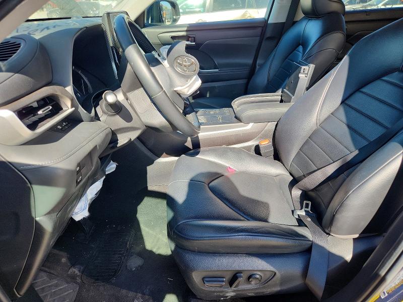 Photo 7 from auction – 2022 TOYOTA HIGHLANDER with VIN 5TDGZRAH6NS117132