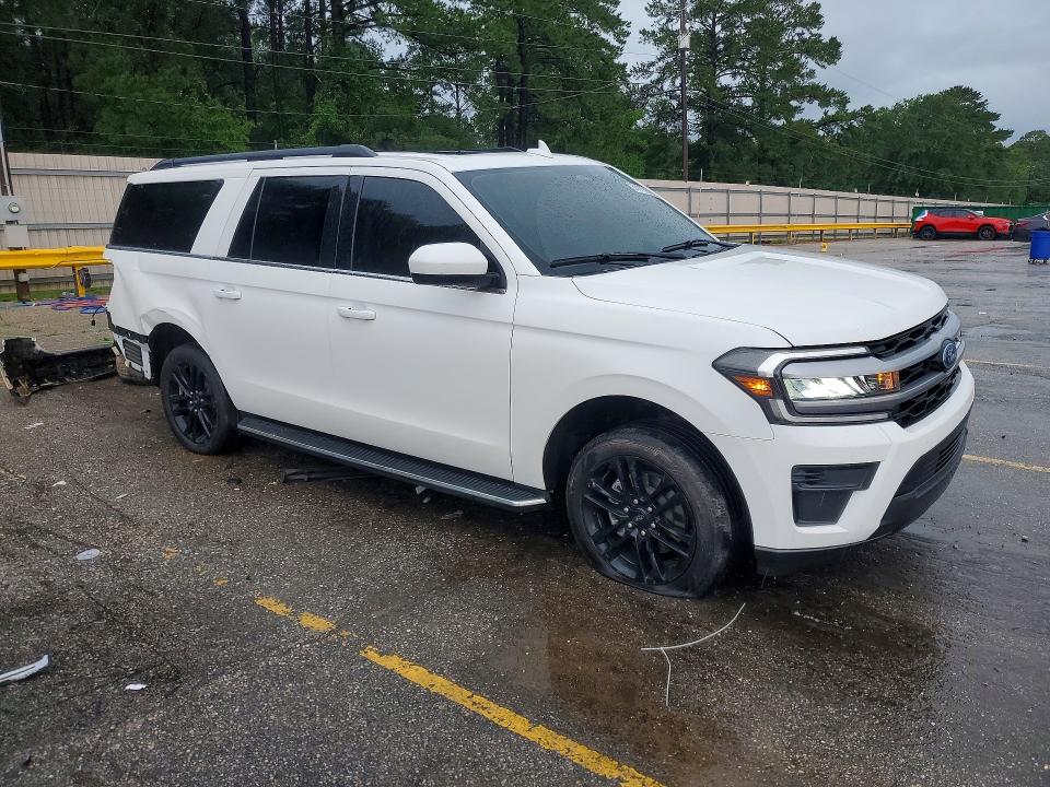 Photo 4 from auction – 2022 FORD EXPEDITION with VIN 1FMJK1HT9NEA55734