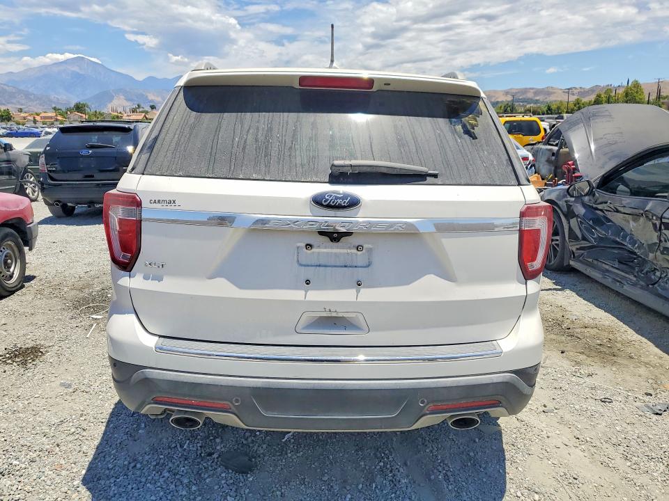 Photo 6 from auction – 2018 FORD EXPLORER with VIN 1FM5K7D8XJGA42625