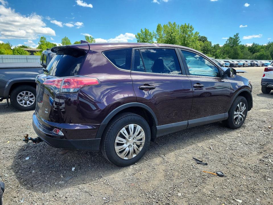 Photo 3 from auction – 2017 TOYOTA RAV4 with VIN 2T3BFREVXHW688354