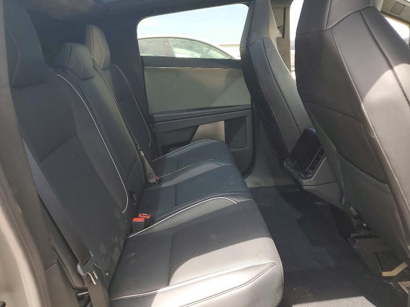 Photo 10 from auction – 2025 TESLA CYBERTRUCK with VIN 7G2CEHEE2SA061608