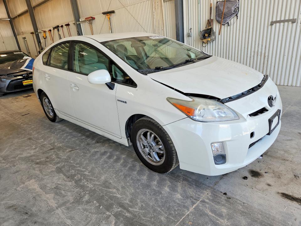 Zdjęcie 4 z aukcji – 2011 TOYOTA PRIUS z VIN JTDKN3DU6B5360369