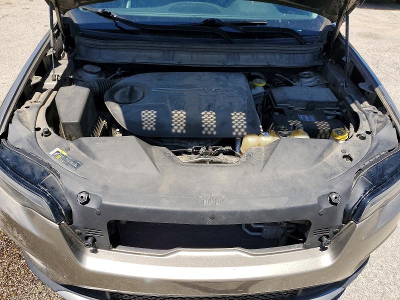 Photo 12 from auction – 2019 JEEP CHEROKEE with VIN 1C4PJMDX8KD397012