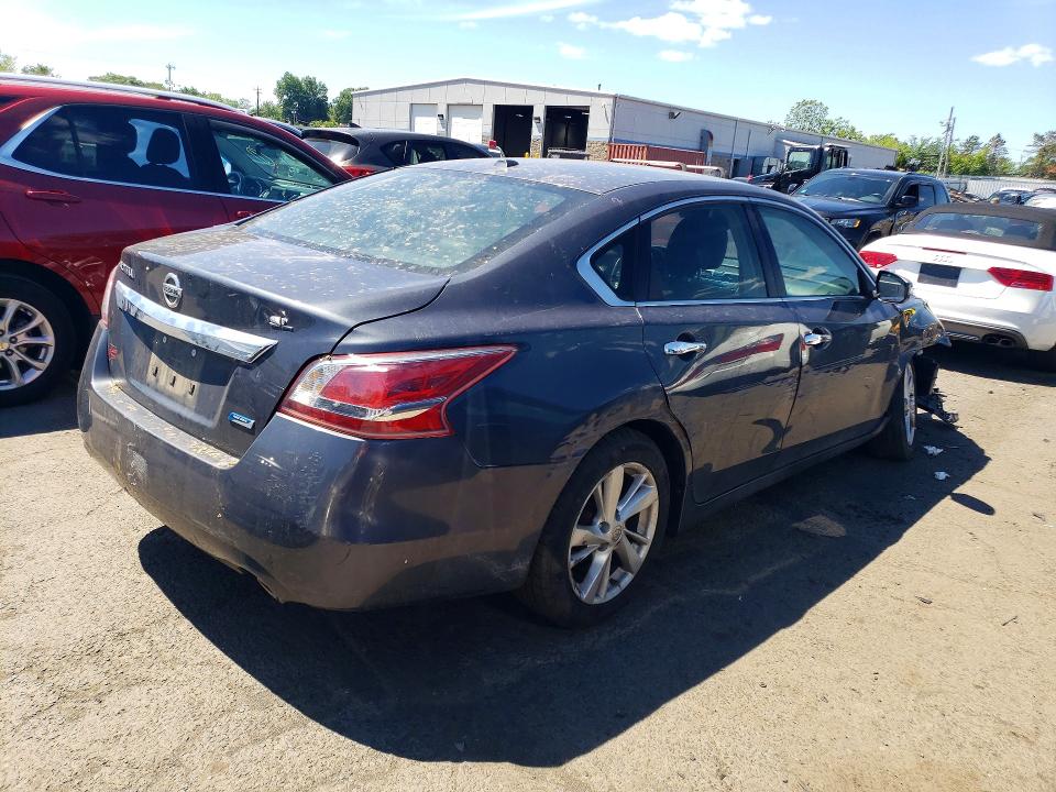 Photo 3 from auction – 2013 NISSAN ALTIMA with VIN 1N4AL3AP3DN412095