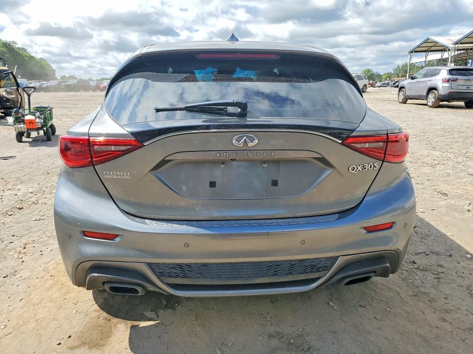 Снимка 6 от търг – 2018 INFINITI QX30 с VIN SJKCH5CP8JA041240