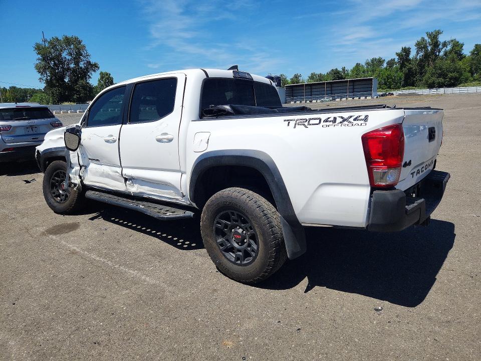Photo 2 from auction – 2017 TOYOTA TACOMA with VIN 3TMCZ5AN5HM076848