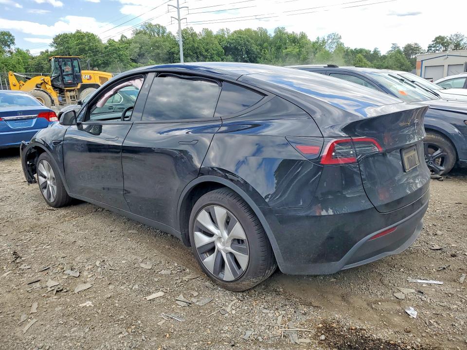 Photo 2 from auction – 2023 TESLA MODEL Y with VIN 7SAYGDED2PF934077