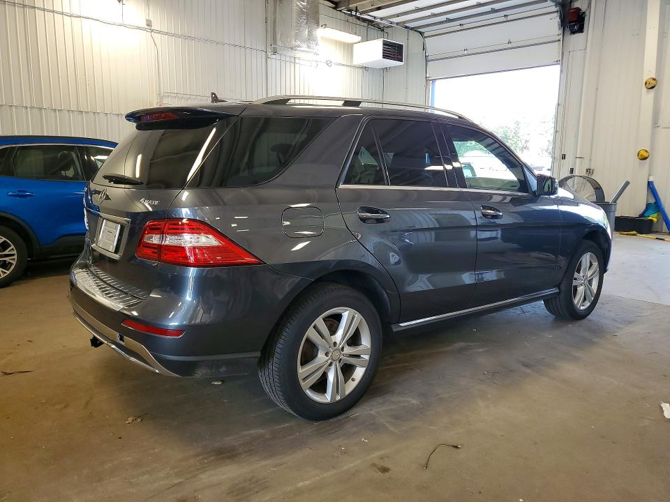 Photo 3 from auction – 2013 MERCEDES-BENZ ML with VIN 4JGDA5HB8DA174153