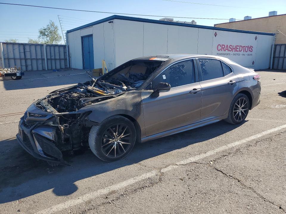 2022 TOYOTA CAMRY - Търг №57705816