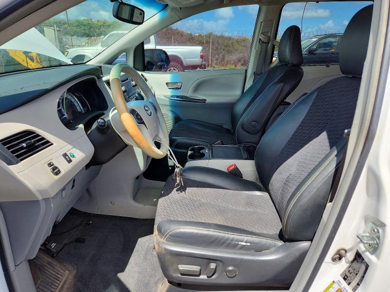 Photo 7 from auction – 2012 TOYOTA SIENNA with VIN 5TDXK3DC0CS208721