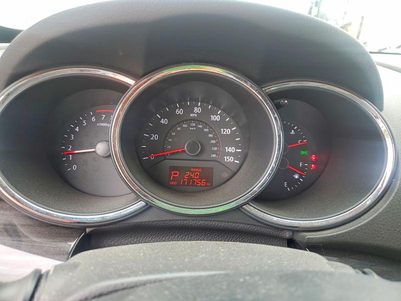 Photo 9 from auction – 2013 KIA SORENTO with VIN 5XYKT3A64DG313301