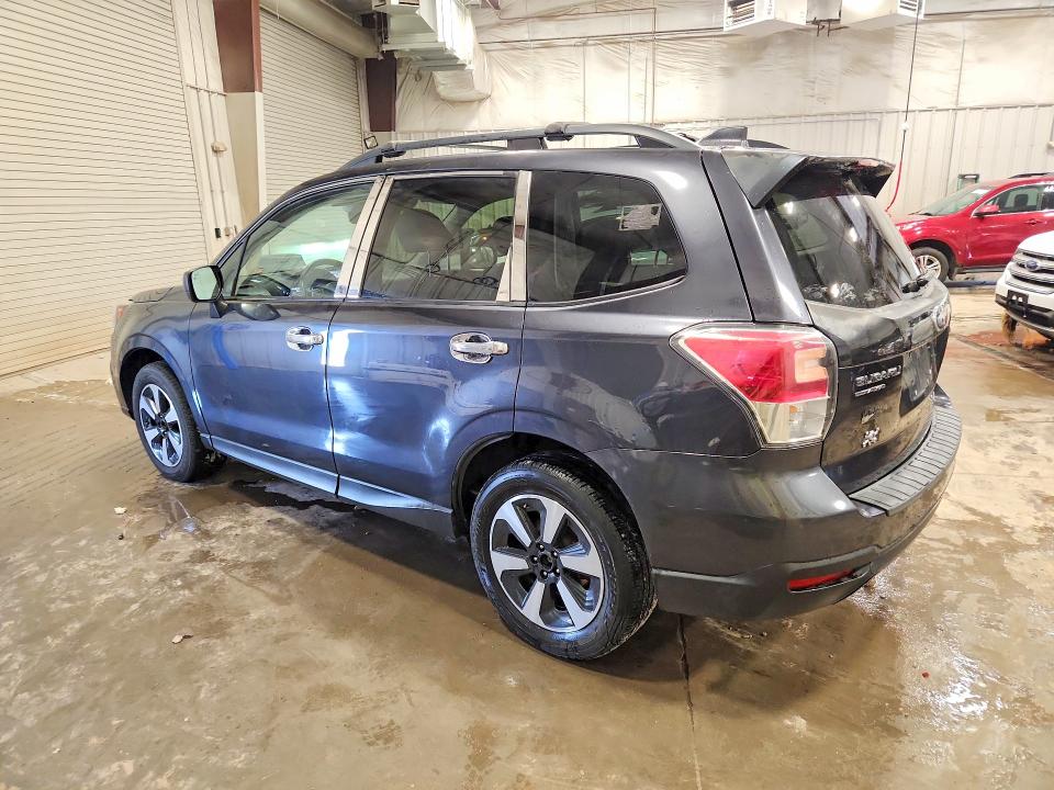 Photo 2 from auction – 2017 SUBARU FORESTER with VIN JF2SJAGC5HH466386