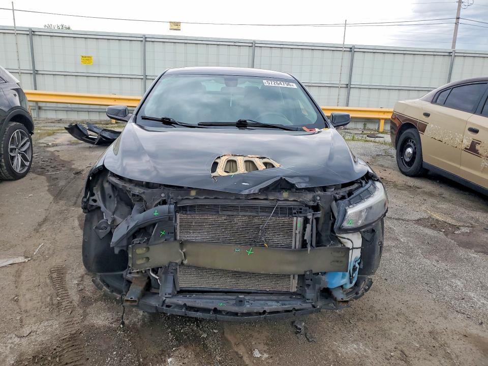 Photo 5 from auction – 2016 CHEVROLET MALIBU with VIN 1G1ZE5ST3GF169748