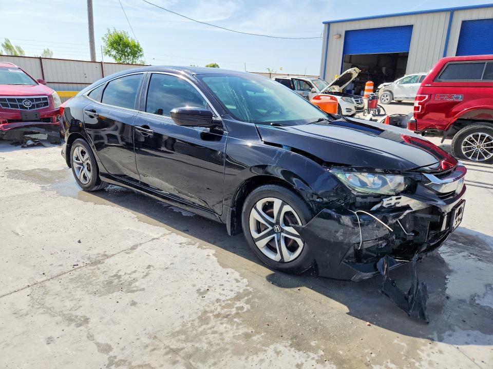 Photo 4 from auction – 2018 HONDA CIVIC with VIN 2HGFC2F53JH561470
