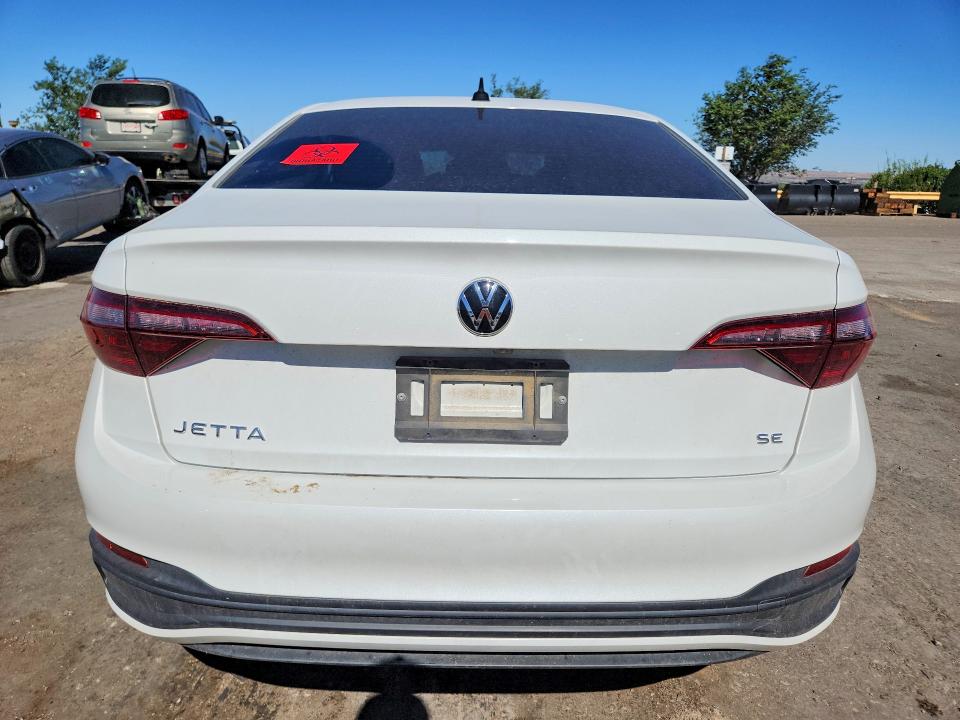 Photo 6 from auction – 2024 VOLKSWAGEN JETTA with VIN 3VW7M7BU0RM097915