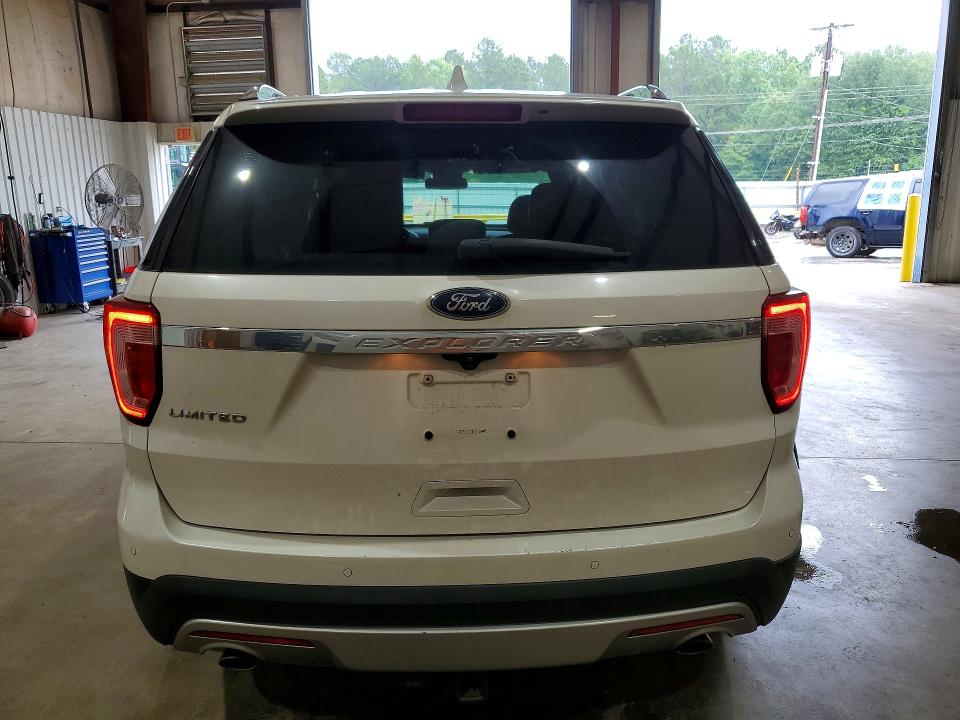 Photo 6 from auction – 2017 FORD EXPLORER with VIN 1FM5K7F81HGE22931