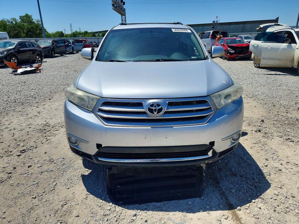 Photo 5 from auction – 2012 TOYOTA HIGHLANDER with VIN 5TDBK3EH8CS148014