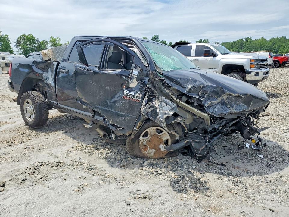 Photo 4 from auction – 2016 RAM 2500 with VIN 3C6UR5CJ8GG281017