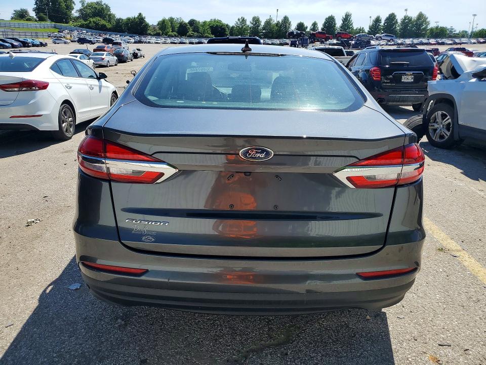 Photo 6 from auction – 2020 FORD FUSION with VIN 3FA6P0G70LR181037