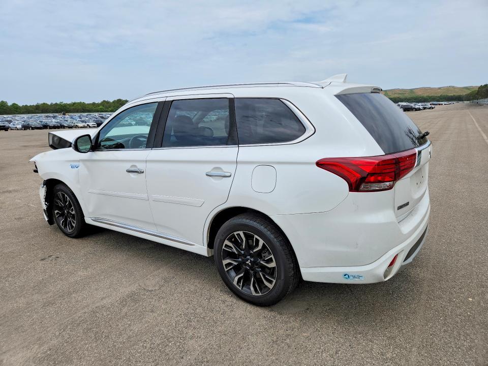 Photo 2 from auction – 2018 MITSUBISHI OUTLANDER with VIN JA4J24A50JZ054163
