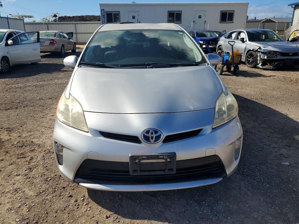 Photo 5 from auction – 2013 TOYOTA PRIUS with VIN JTDKN3DU1D1699700