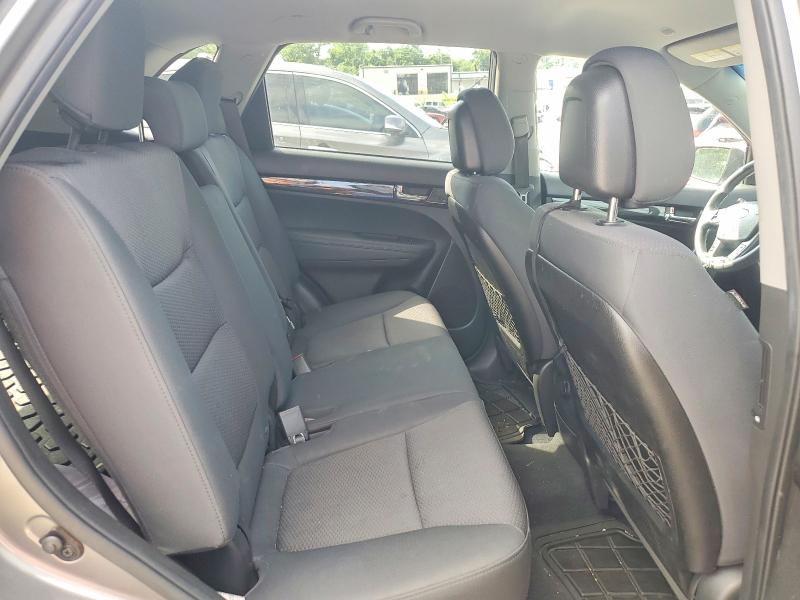 Photo 11 from auction – 2013 KIA SORENTO with VIN 5XYKTCA68DG322289