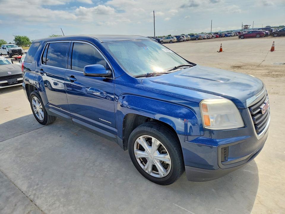 Photo 4 from auction – 2017 GMC TERRAIN with VIN 2GKALMEK9H6175044