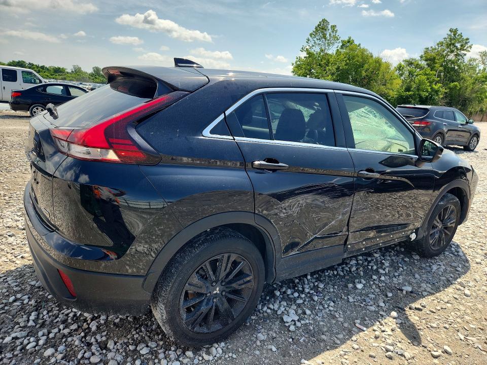 Photo 3 from auction – 2023 MITSUBISHI ECLIPSE CROSS with VIN JA4ATVAA9PZ000336