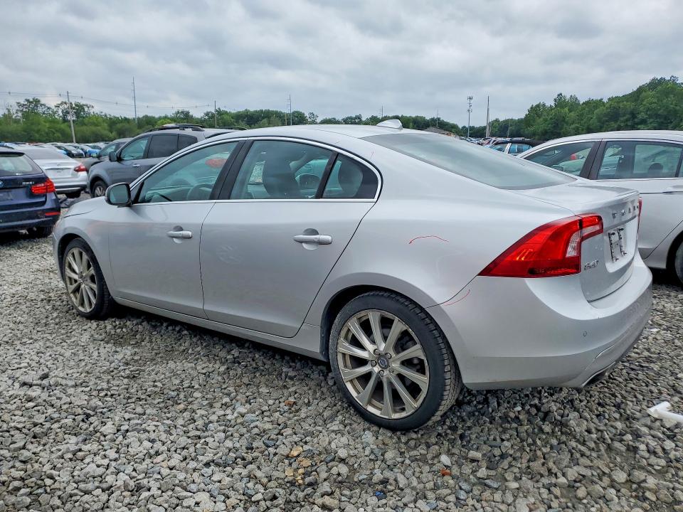 Photo 2 from auction – 2017 VOLVO S60 with VIN LYV402TK8HB135932