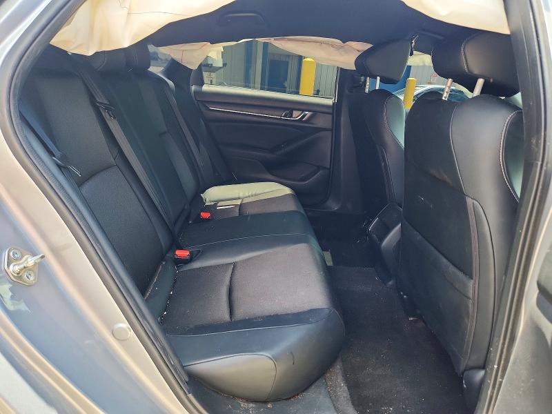 Photo 10 from auction – 2018 HONDA ACCORD with VIN 1HGCV1F32JA166572
