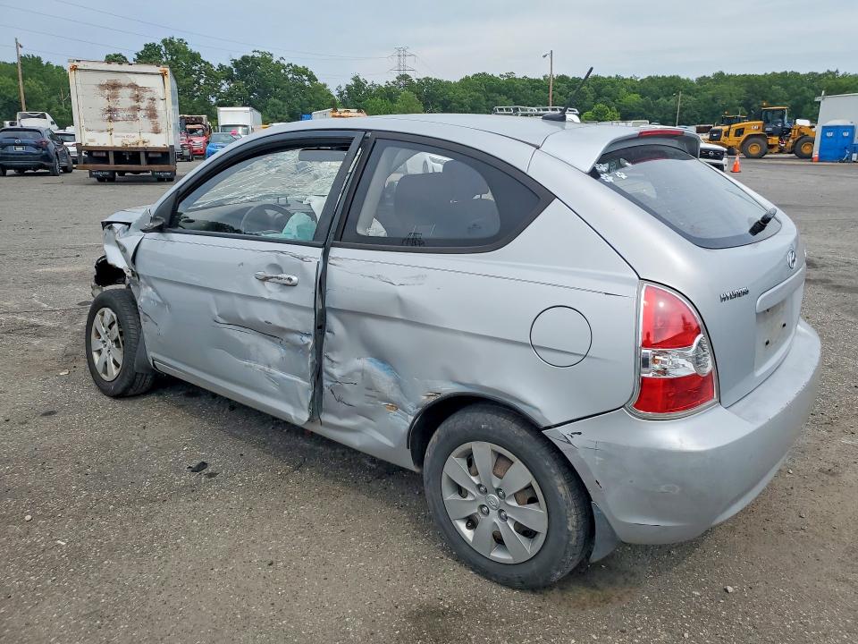 Photo 2 from auction – 2011 HYUNDAI ACCENT with VIN KMHCM3AC2BU187227