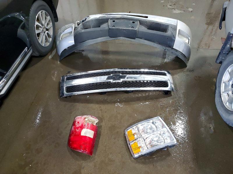 Photo 12 from auction – 2011 CHEVROLET SILVERADO with VIN 3GCPKSE31BG384103