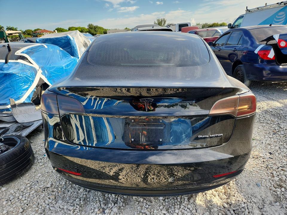 Photo 6 from auction – 2018 TESLA MODEL 3 with VIN 5YJ3E1EB6JF184636
