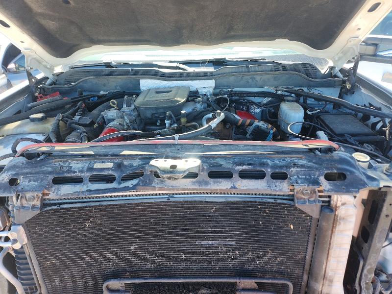 Photo 11 from auction – 2016 CHEVROLET SILVERADO with VIN 1GC1KWE89GF196852
