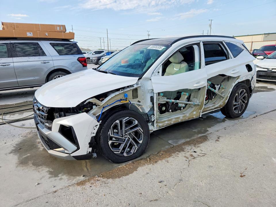 HYUNDAI TUCSON 2025 with VIN KM8JEDD10SU312648 - Photo from auction