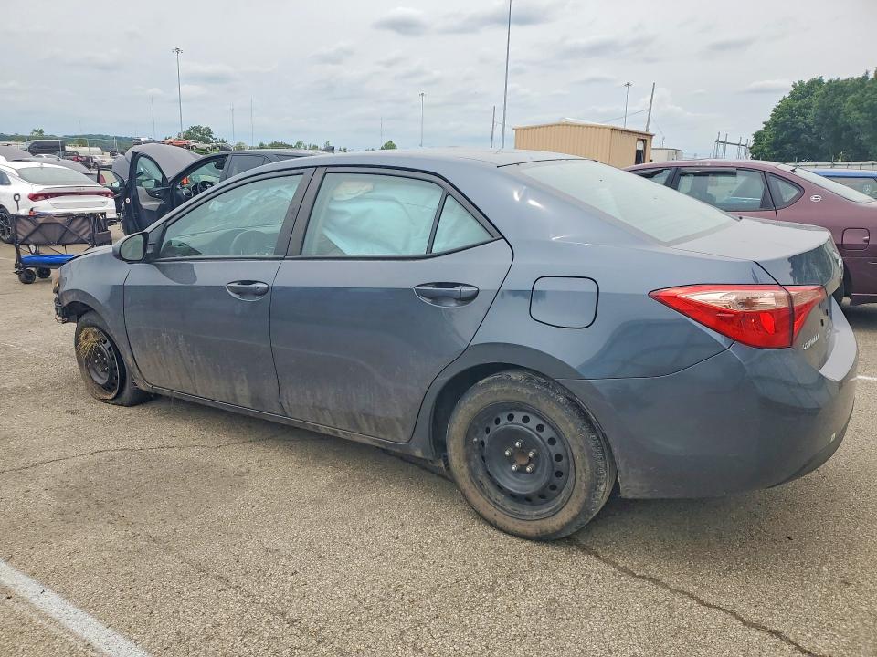 Photo 2 from auction – 2018 TOYOTA COROLLA with VIN 2T1BURHE8JC097361