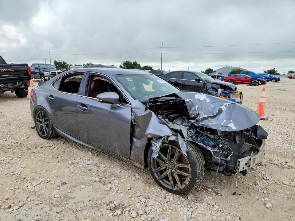 Photo 4 from auction – 2014 LEXUS IS with VIN JTHBE1D21E5010122