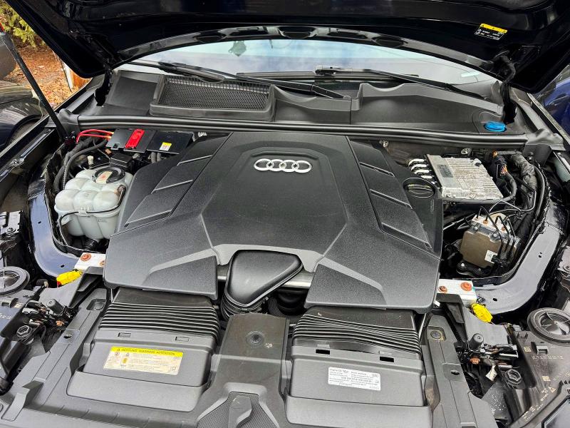 Photo 9 from auction – 2020 AUDI Q7 with VIN WA1AXAF79LD005876