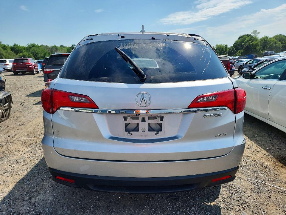 Photo 6 from auction – 2015 ACURA RDX with VIN 5J8TB4H55FL011843