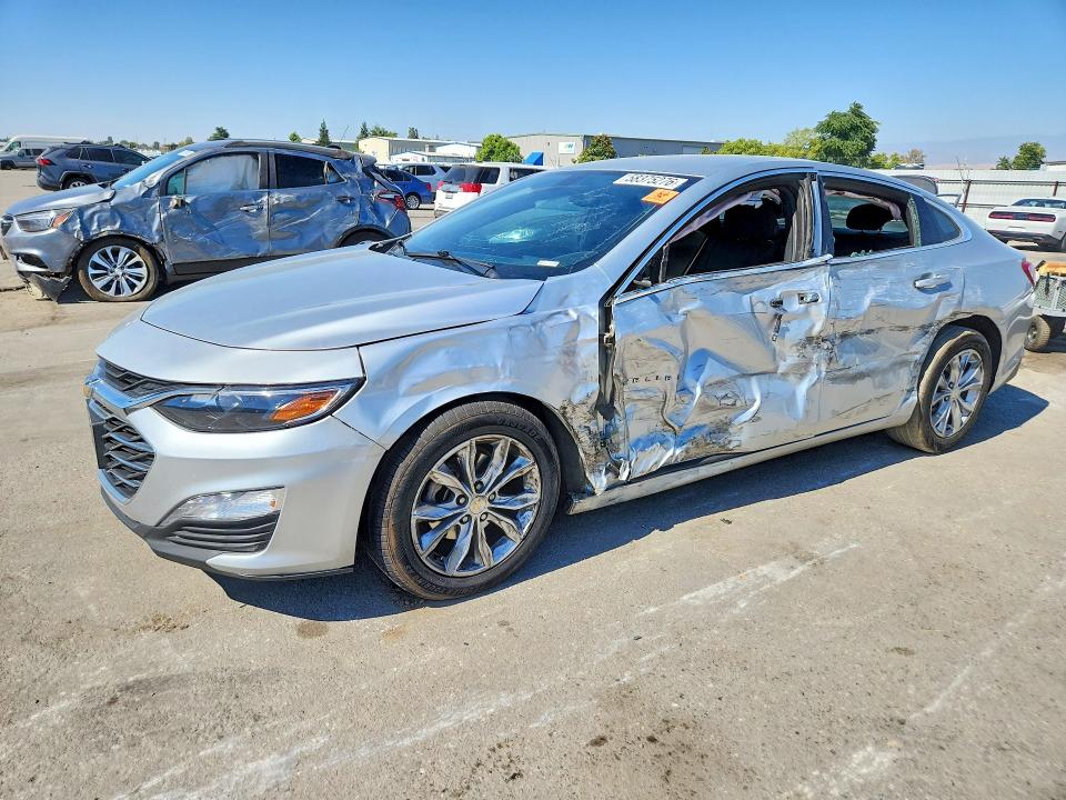 CHEVROLET MALIBU 2022 with VIN 1G1ZD5ST5NF174157 - Photo from auction