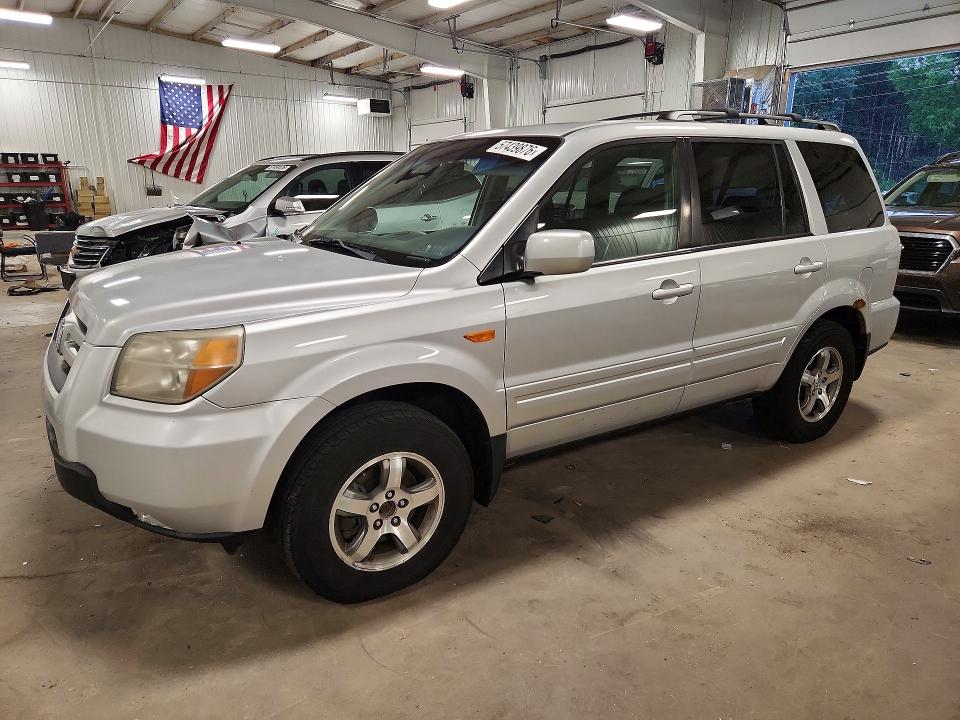 HONDA PILOT 2006 with VIN 5FNYF18606B020792 - Photo from auction
