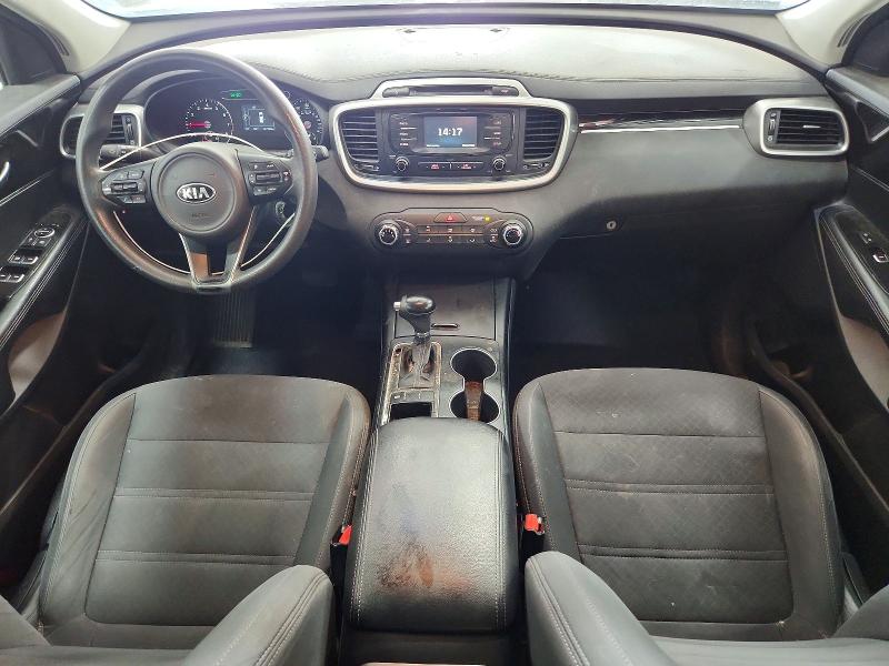 Photo 8 from auction – 2016 KIA SORENTO with VIN 5XYPG4A32GG098205