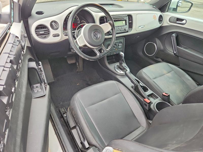 Photo 8 from auction – 2013 VOLKSWAGEN BEETLE with VIN 3VW5P7AT5DM822649