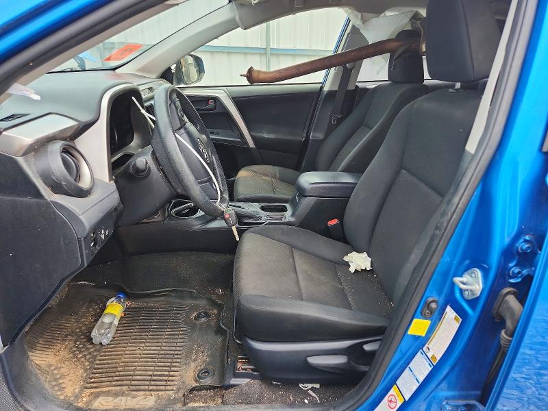 Photo 7 from auction – 2017 TOYOTA RAV4 with VIN JTMBFREV0HJ713857
