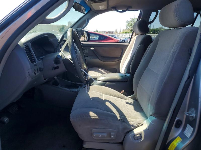 Photo 7 from auction – 2003 TOYOTA SEQUOIA with VIN 5TDZT34A03S199104